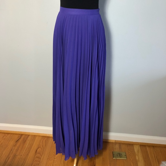bebe maxi skirt